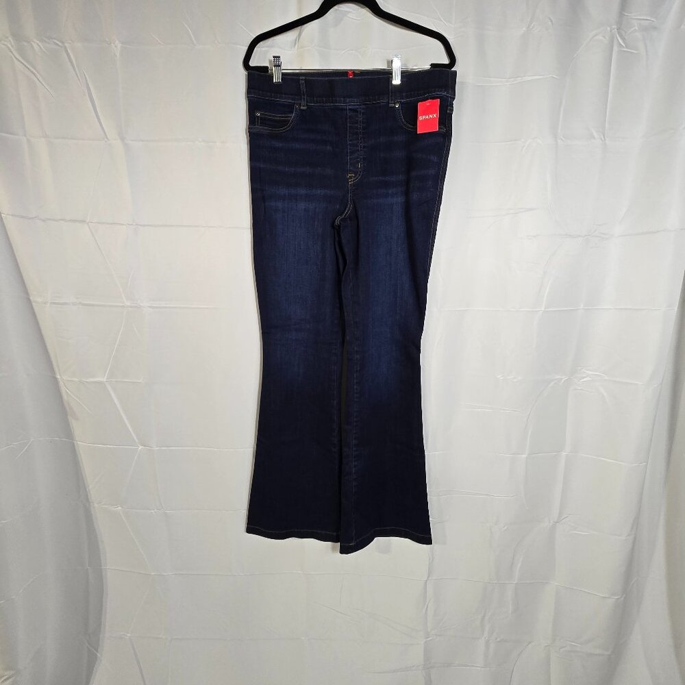 Spanx The Perfect Pants Hi-Rise Flare in Ponte